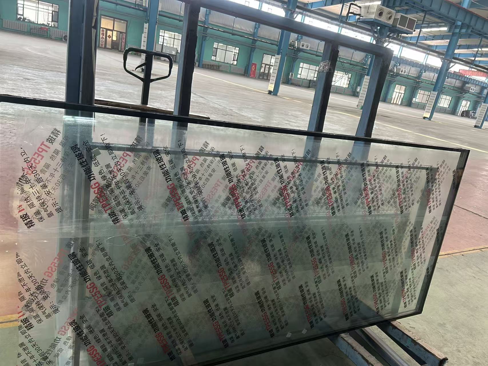 亳州市玻璃源头工厂彩轴玻璃 - 方案